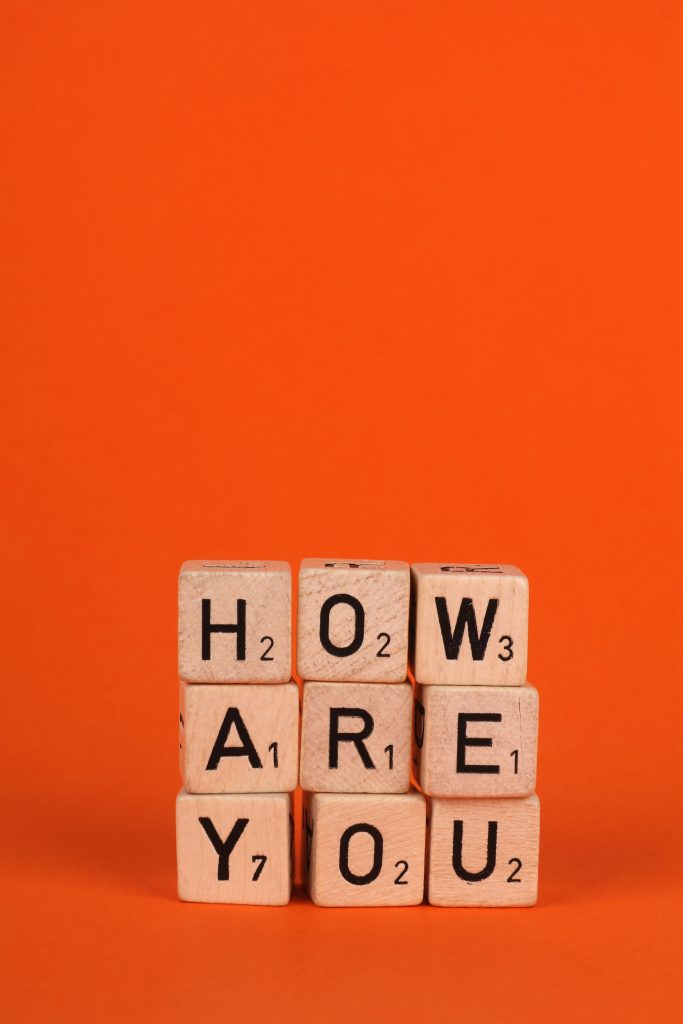 How can you tell if content is written by AI?
